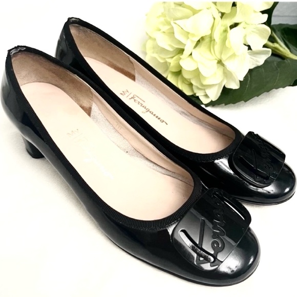 Salvatore Ferragamo My Charme Black Patent Leather low Heels Size 7B - Picture 1 of 14